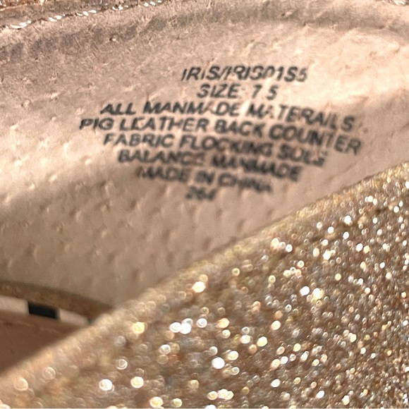 Betsey Johnson Gold Glitter Heels with Bow - Picture 7 of 12